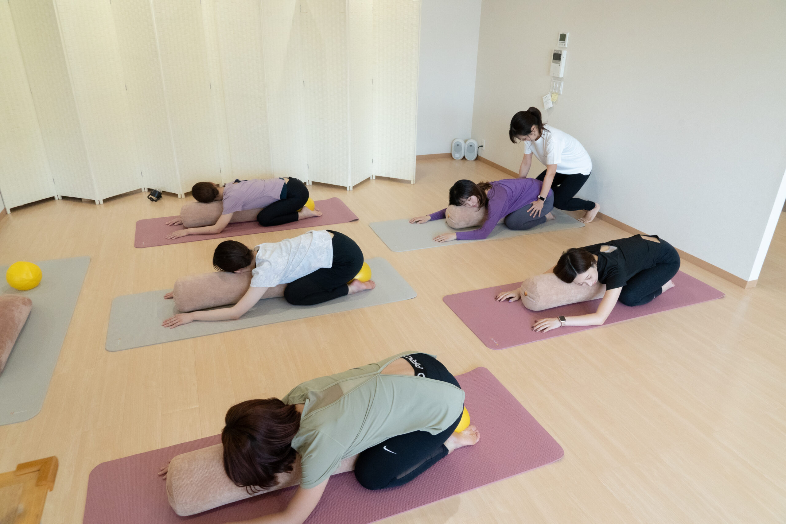 ヨガ・ピラティス cacao sddefault.jpg